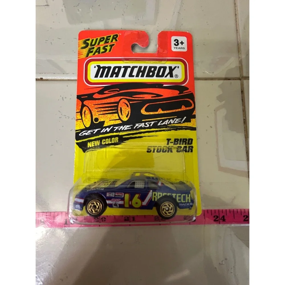 Matchbox Super Fast Lamborghini Countach T-Bird Stock‎ Car New Color